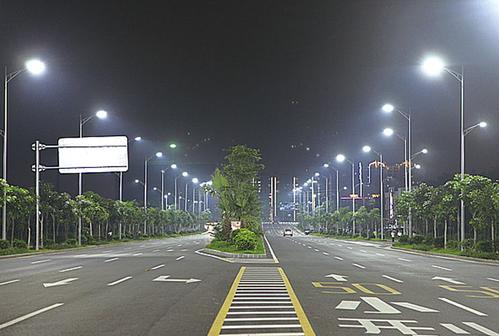 苏州传统路灯向LED路灯转型的必要性
